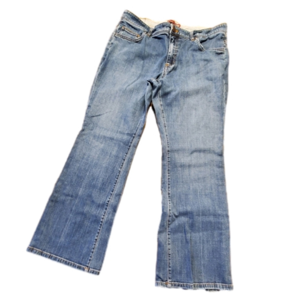 Izod Just Right Bootcut jeans Medium wash size 16W